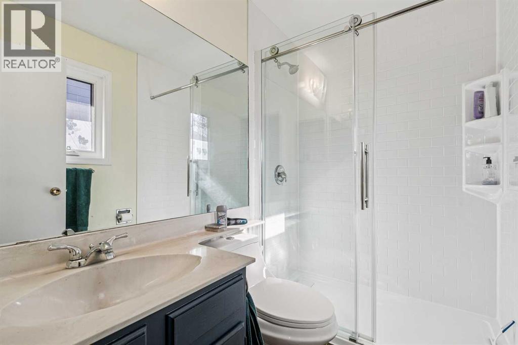 
          144 Waldron Avenue
            <br/>
            <span>Okotoks</span>
            , 
            <span>AB</span>
             <span>T1S1E1</span>
         - Photo 19