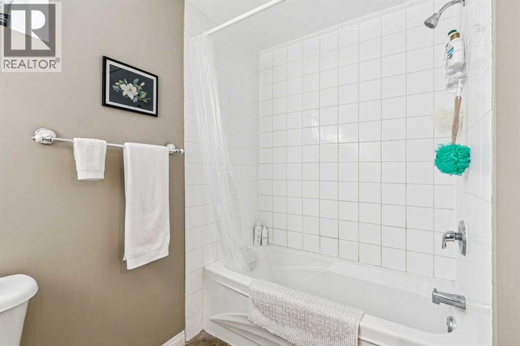 
          144 Waldron Avenue
            <br/>
            <span>Okotoks</span>
            , 
            <span>AB</span>
             <span>T1S1E1</span>
         - Photo 37