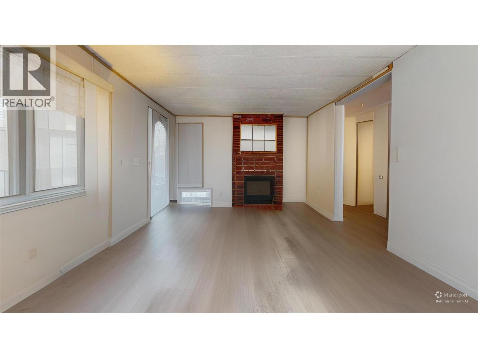 #16 2932 BUCKLEY ROAD - 4