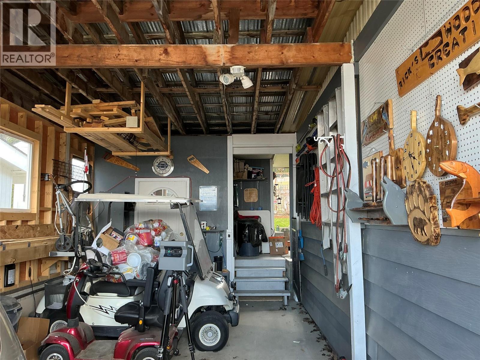 #16 2932 BUCKLEY ROAD - 25