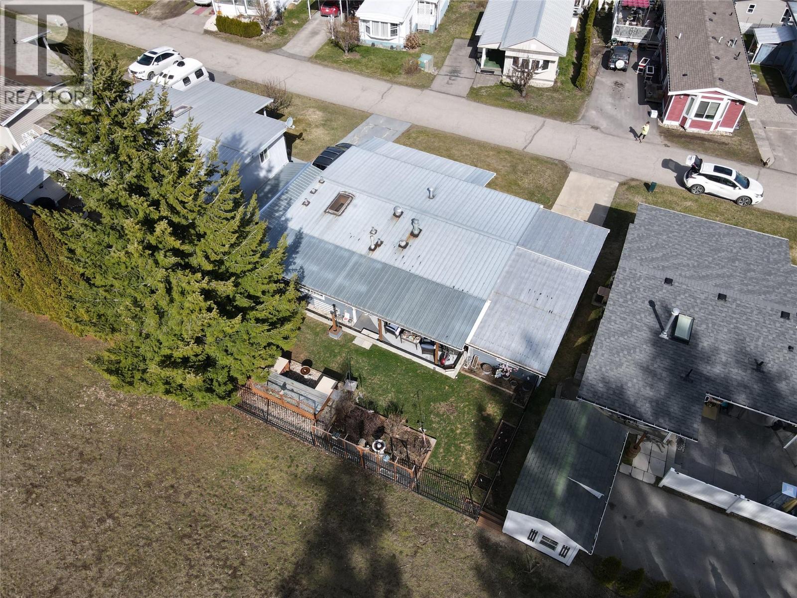 #16 2932 BUCKLEY ROAD - 35