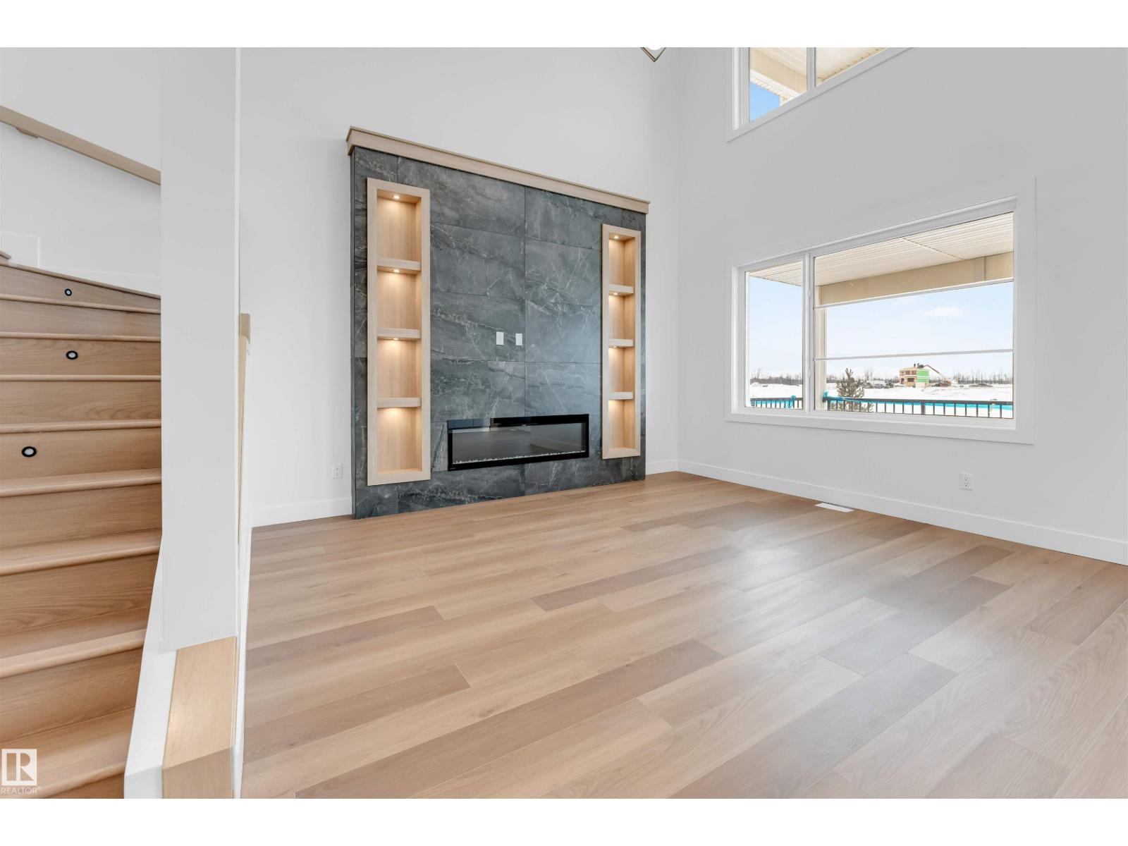 152 EDGEWATER CI, Leduc