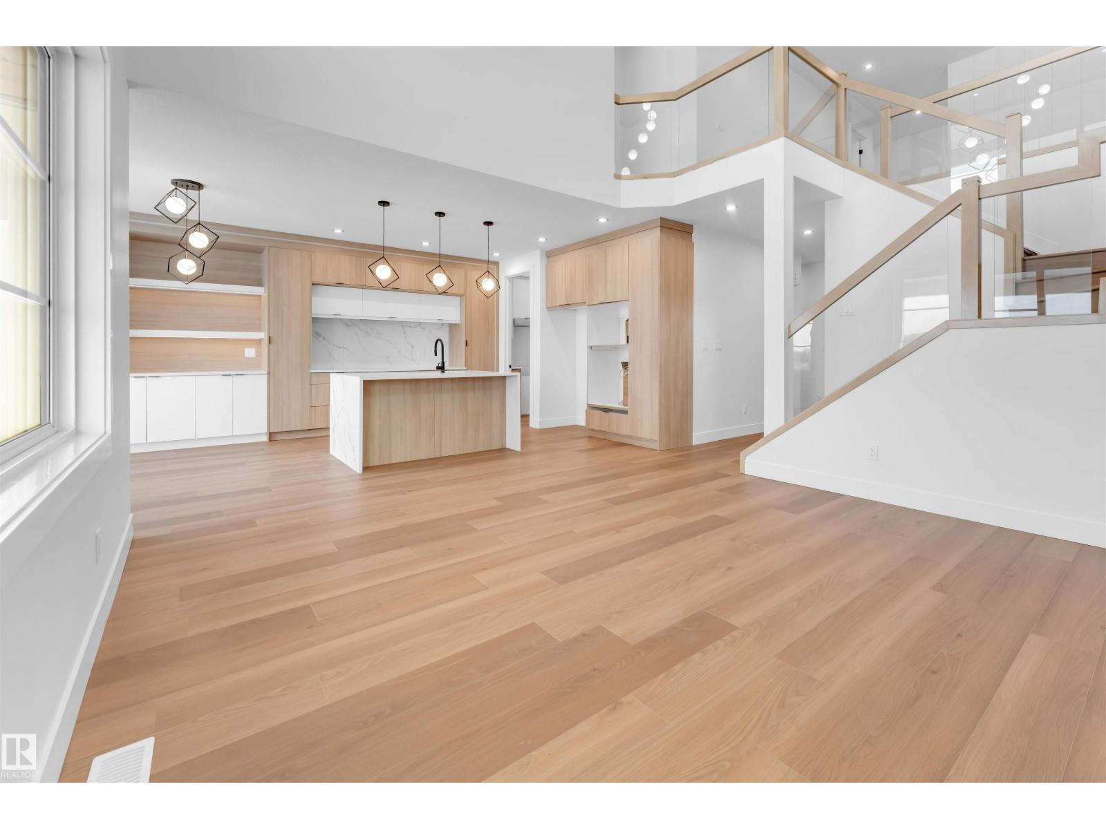 152 EDGEWATER CI, Leduc