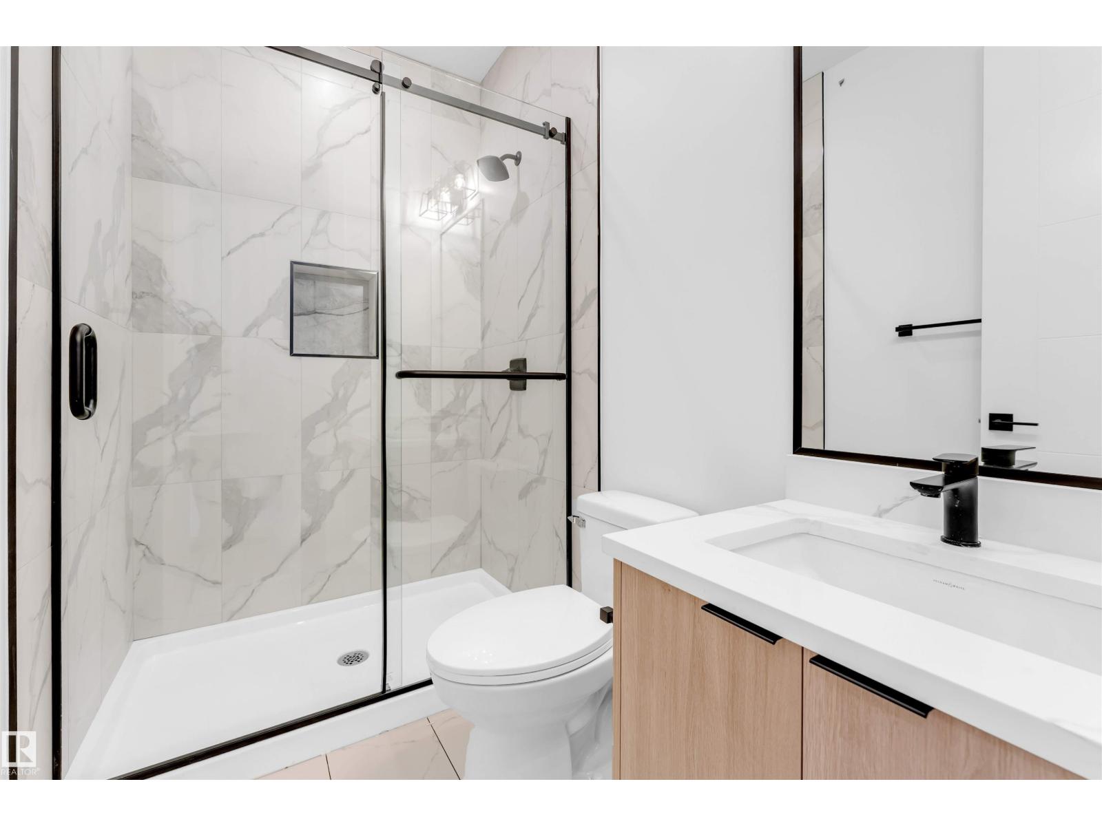 152 EDGEWATER CI, Leduc