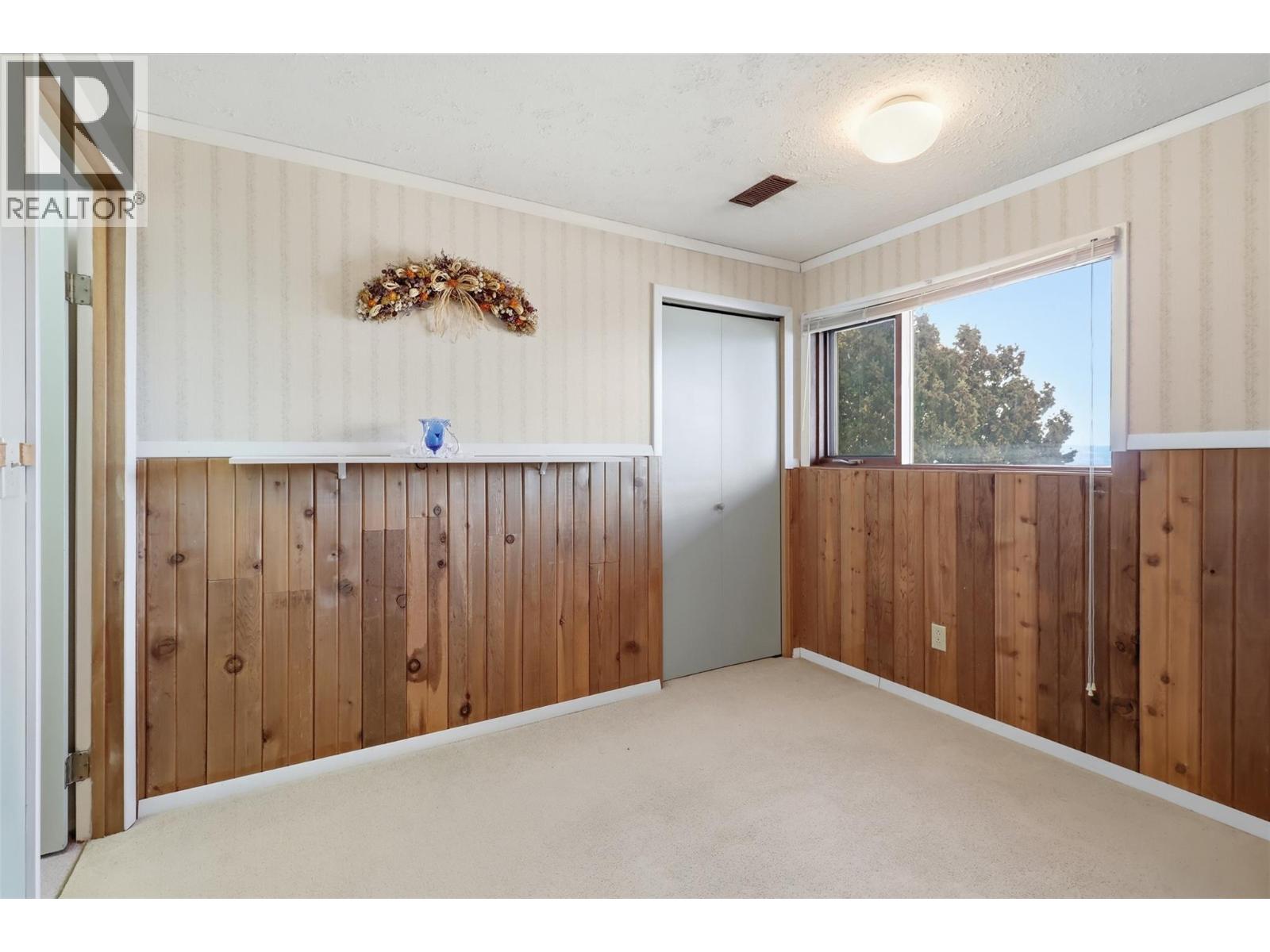 246 Robson Drive - 29