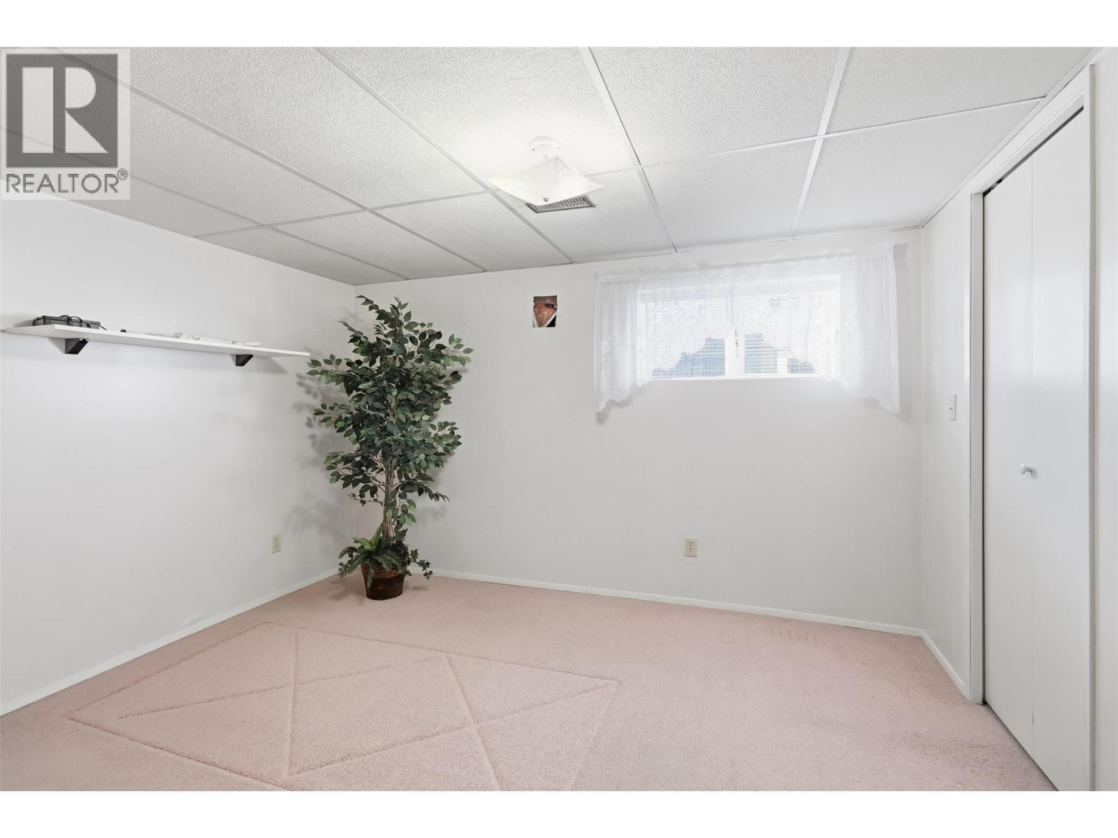 246 Robson Drive - 34