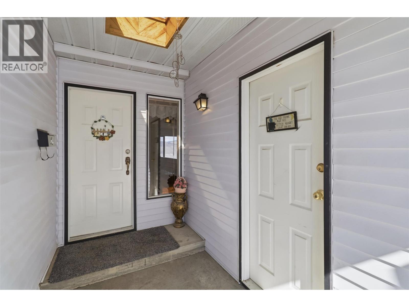246 Robson Drive - 4