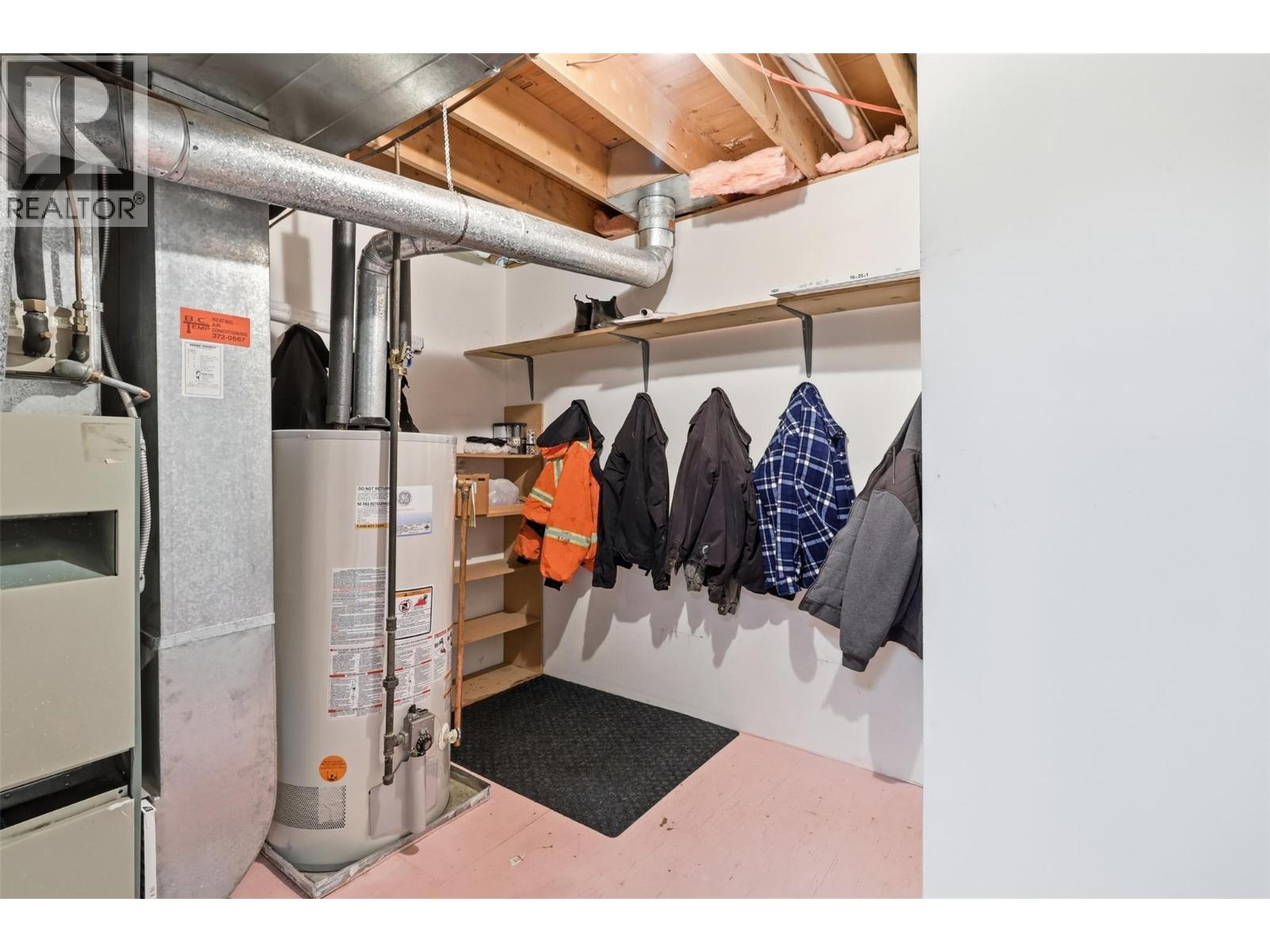 246 Robson Drive - 35