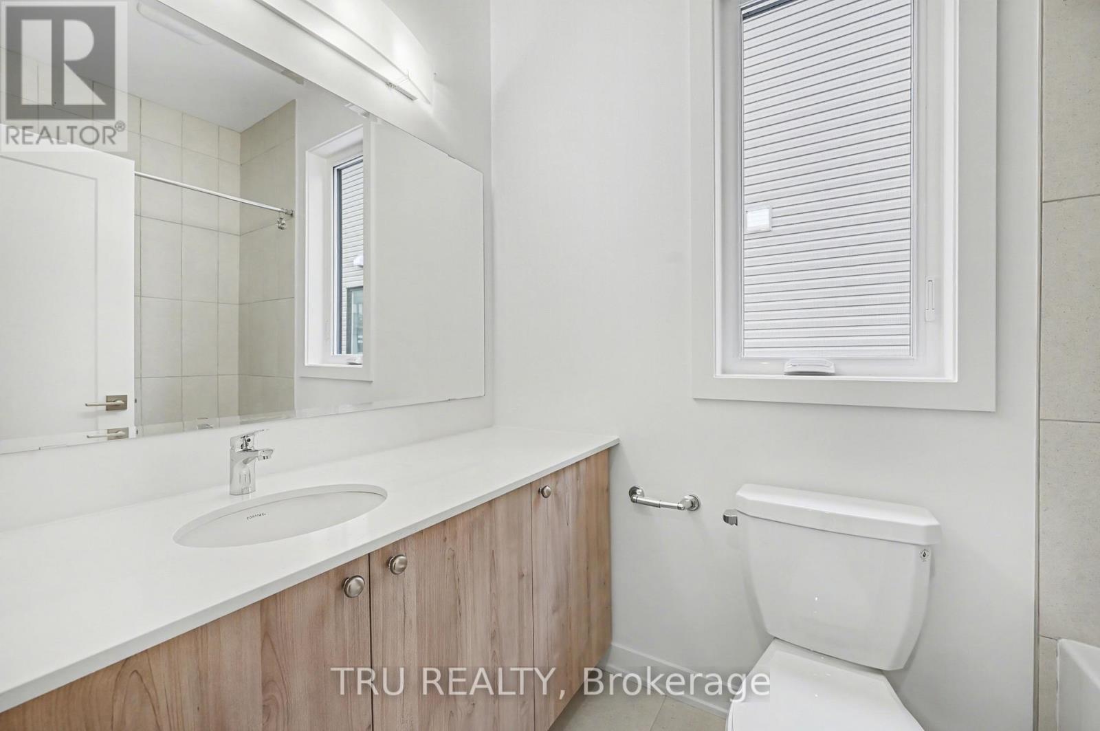 935 COLOGNE STREET — photo 11