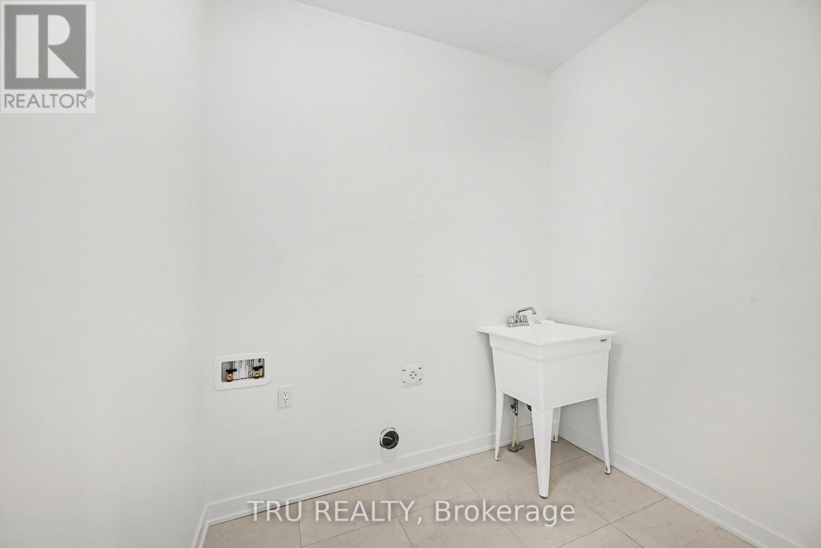 935 COLOGNE STREET — photo 18