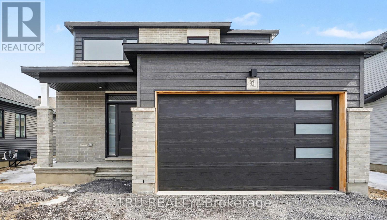 931 COLOGNE STREET — photo 21