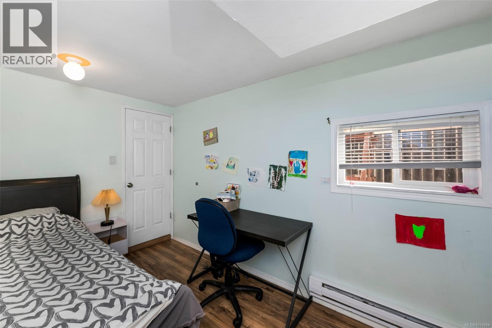 1662 FREEMAN AVE - 15