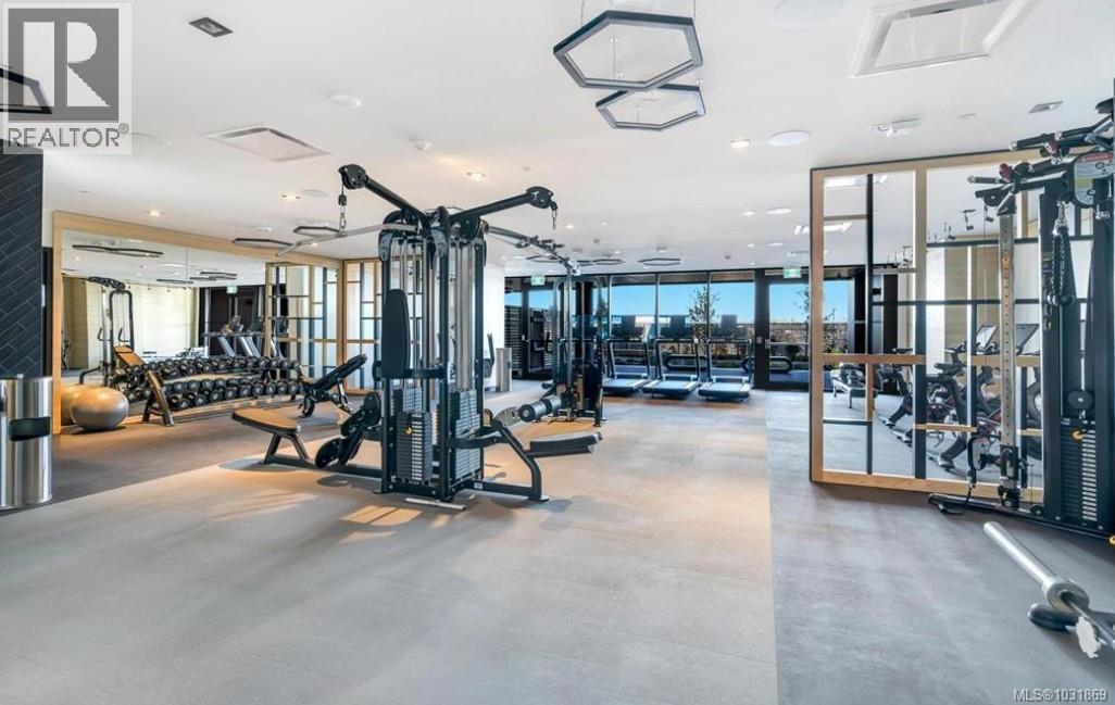 #504 363 TYEE RD - 17