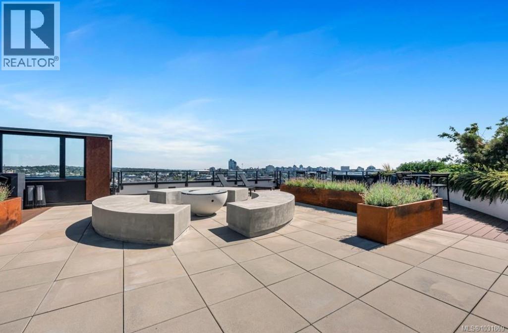 #504 363 TYEE RD - 20