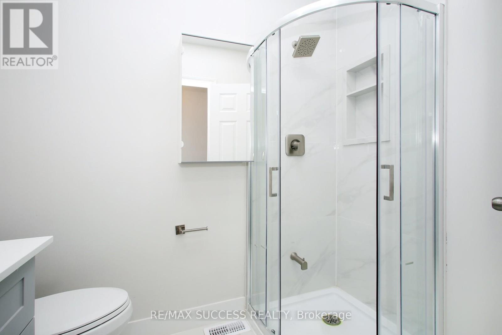 33 SHADYSIDE AVENUE — photo 29
