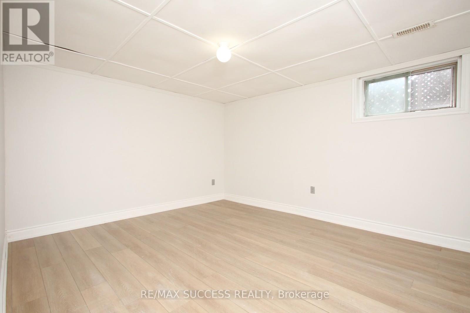33 SHADYSIDE AVENUE — photo 40