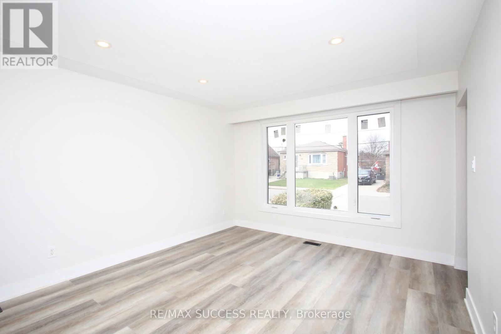 33 SHADYSIDE AVENUE — photo 7