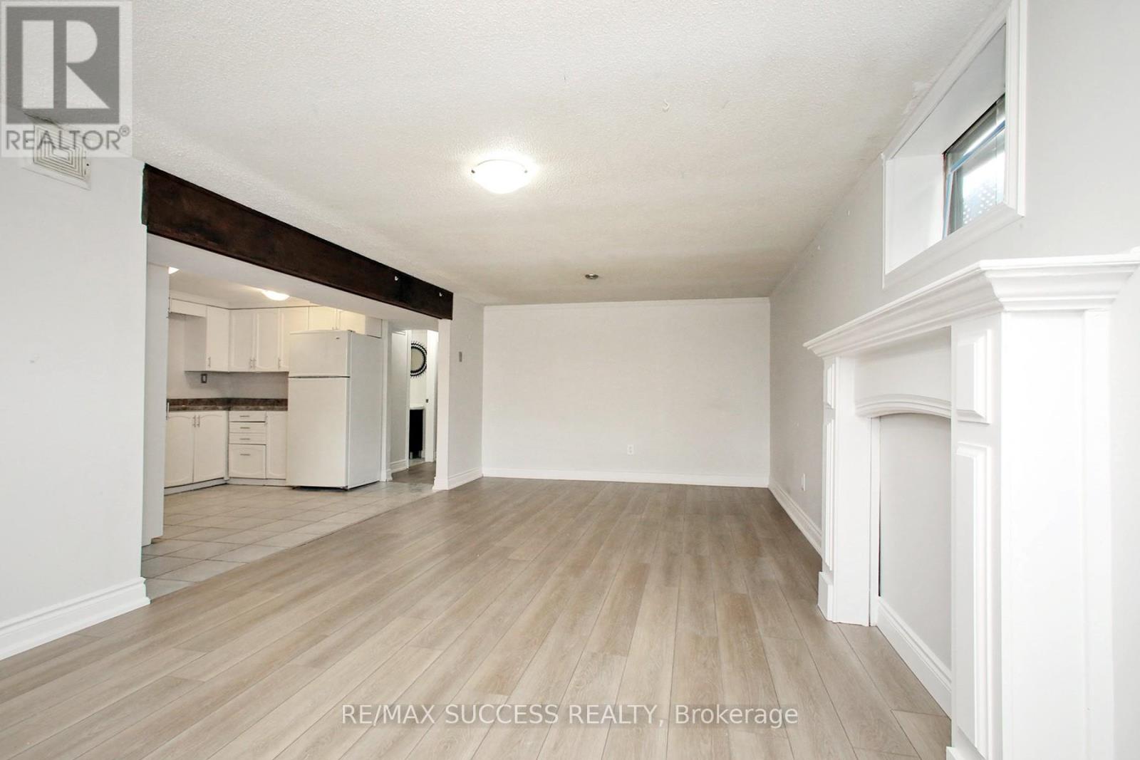 33 SHADYSIDE AVENUE — photo 33