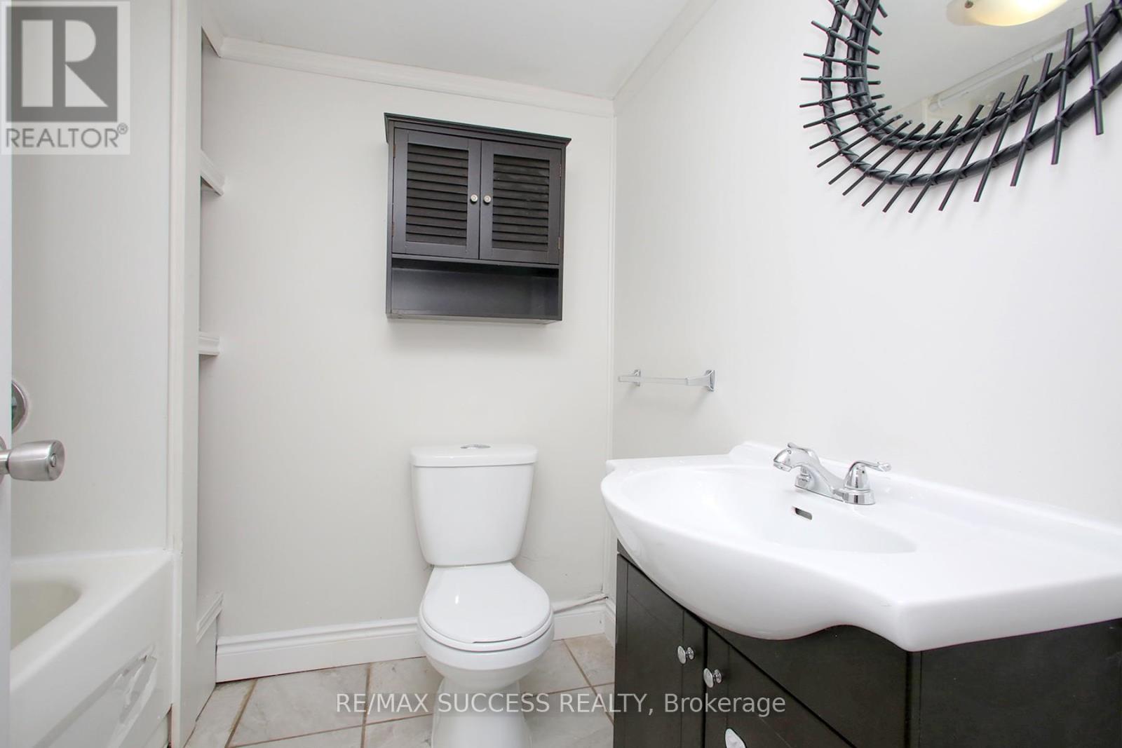 33 SHADYSIDE AVENUE — photo 42