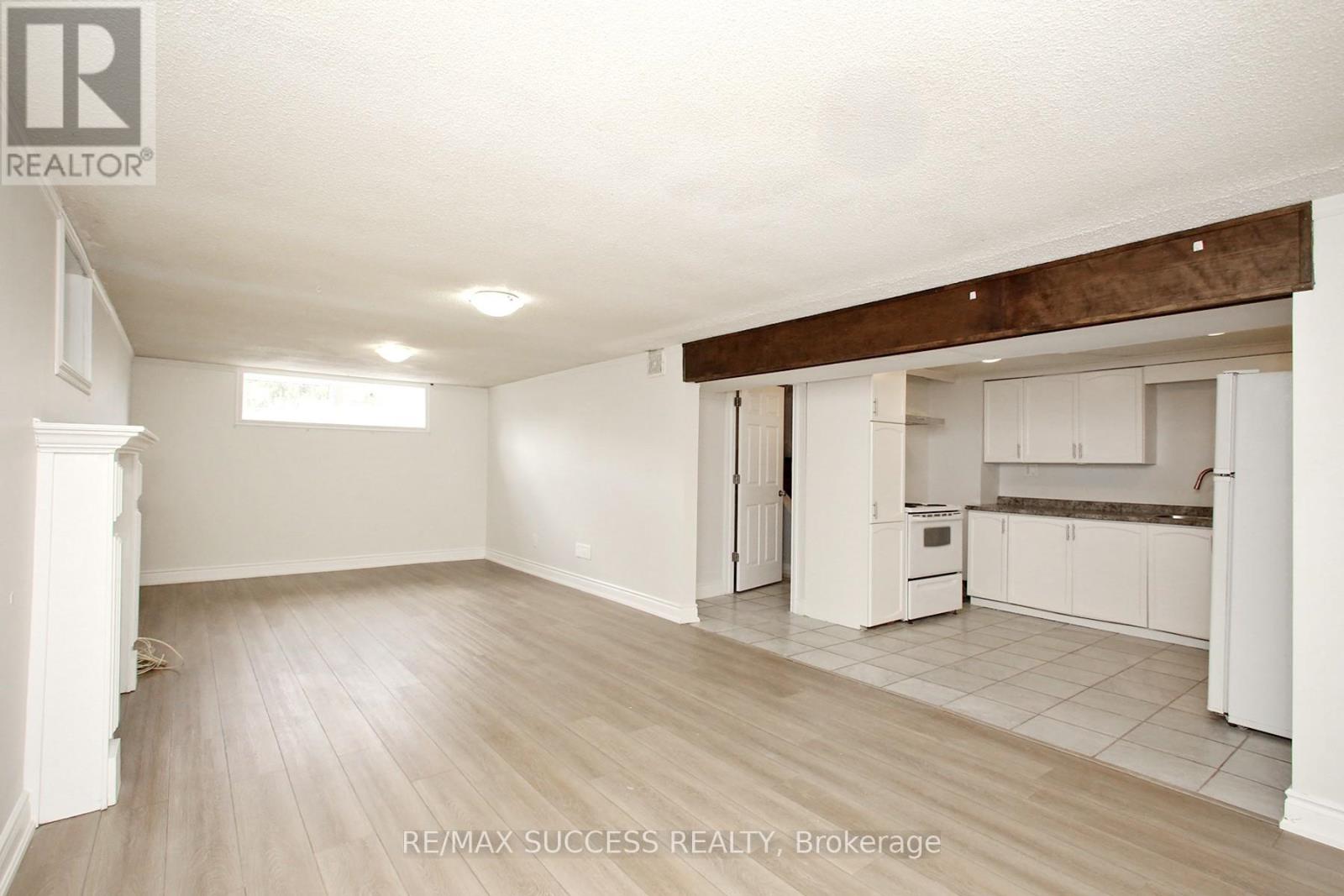 33 SHADYSIDE AVENUE — photo 34