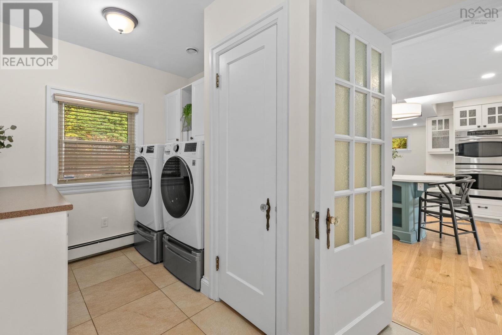 Property 21 of 50 of 1111 Rockcliffe Street