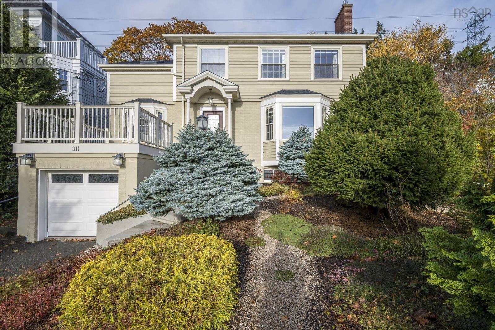 Property 2 of 50 of 1111 Rockcliffe Street