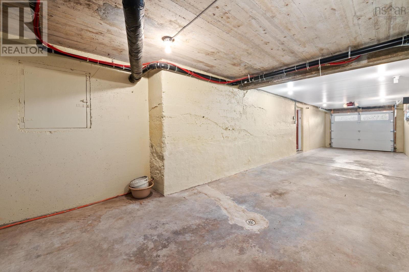 Property 44 of 50 of 1111 Rockcliffe Street