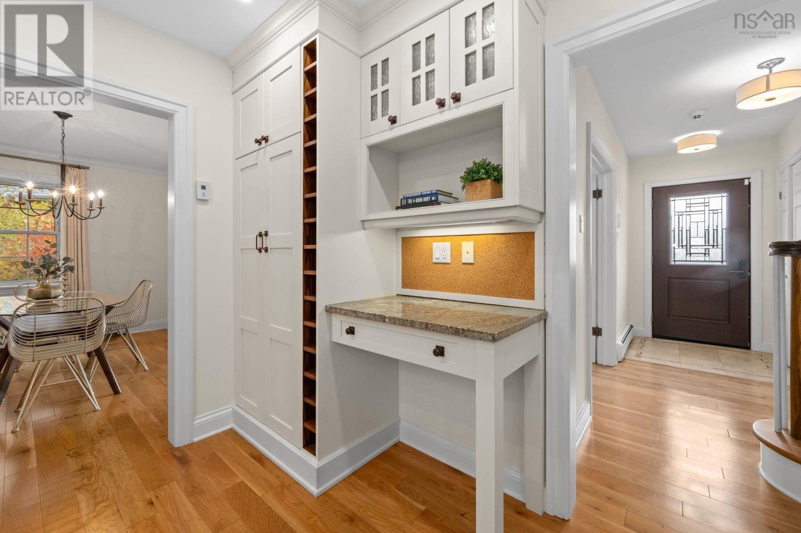 Property 20 of 50 of 1111 Rockcliffe Street