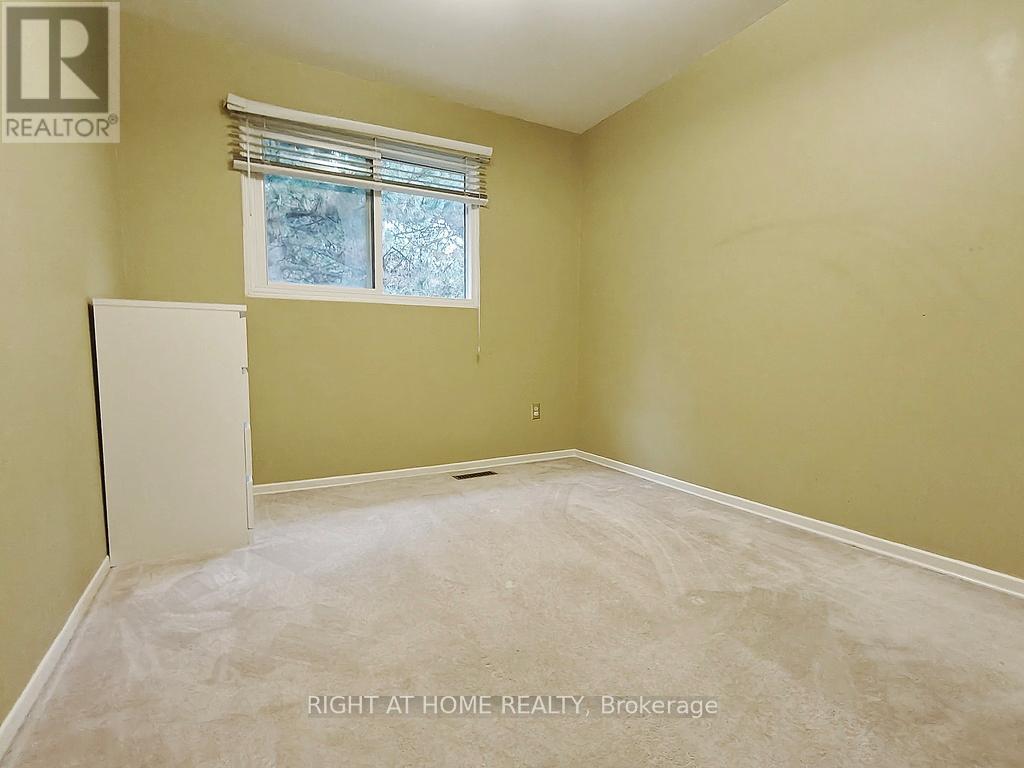 #61 15 BRIMWOOD BOULEVARD - 21