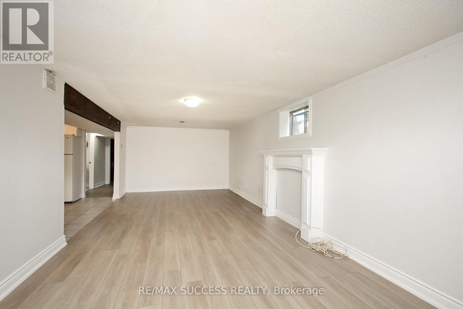 33 SHADYSIDE AVENUE — photo 35