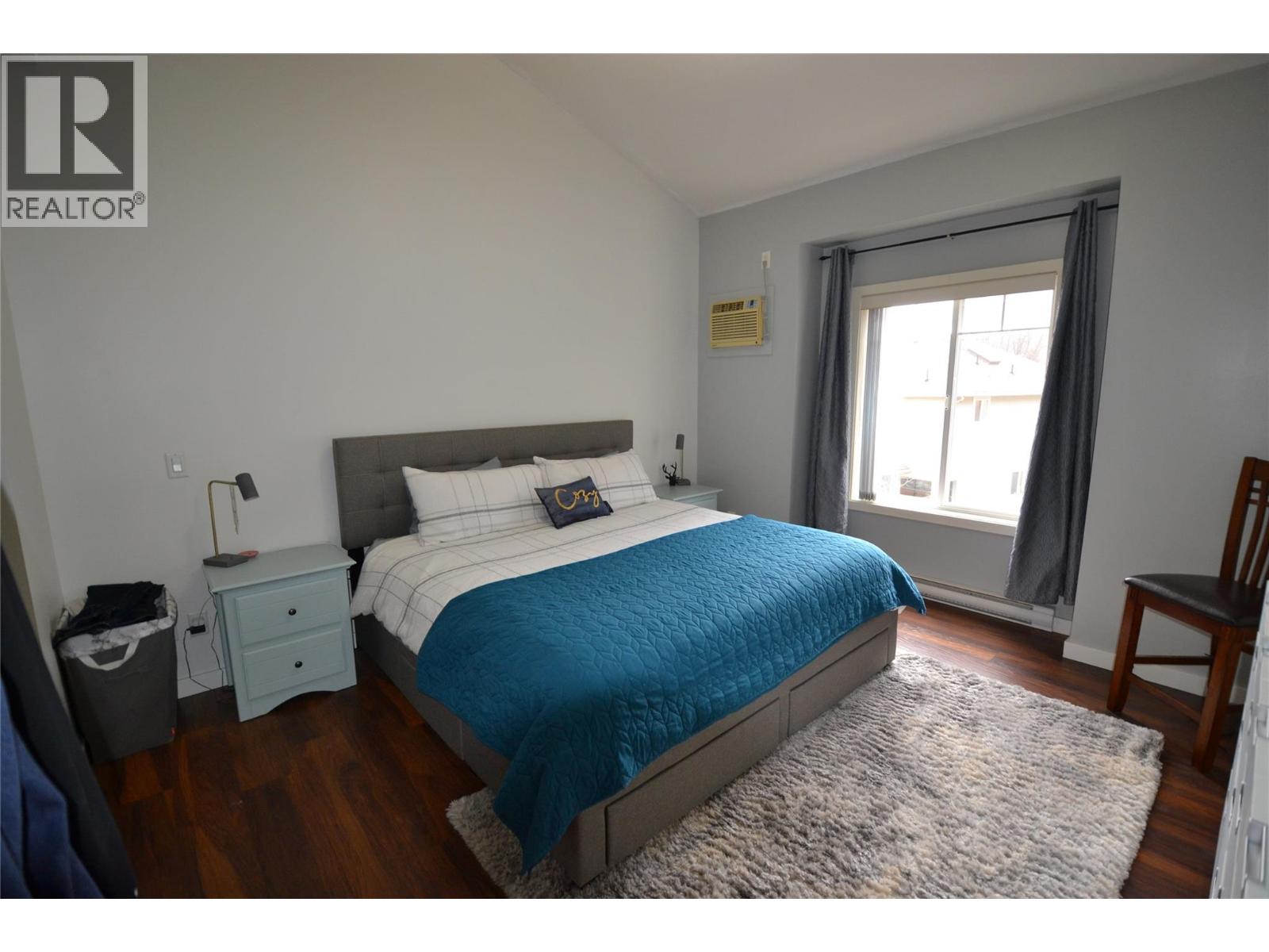 304 2120 Shannon Ridge Drive, West Kelowna