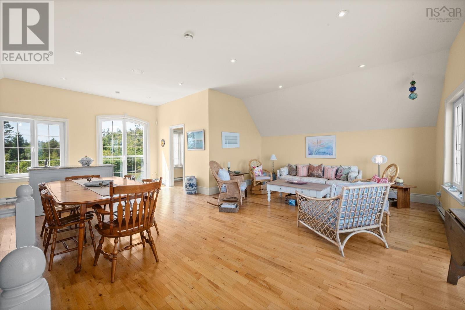 Property 39 of 48 of 73 Kestrel Court