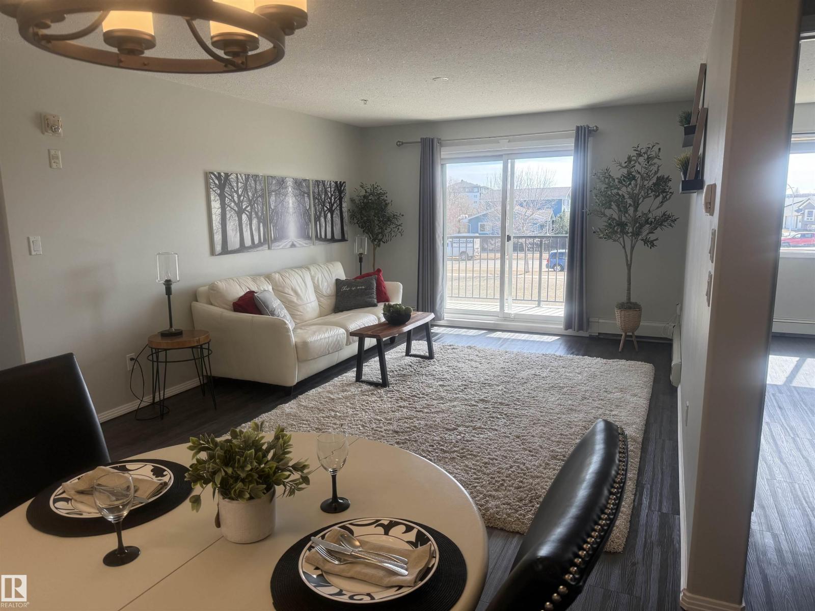 #207 592 HOOKE RD NW, Edmonton