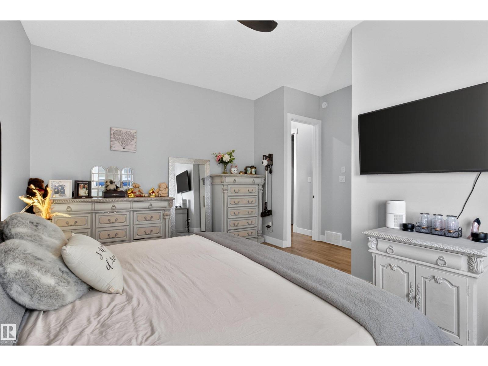 25 Sapphire CV, Sherwood Park