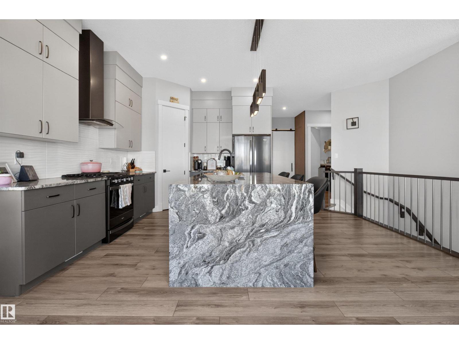 25 Sapphire CV, Sherwood Park