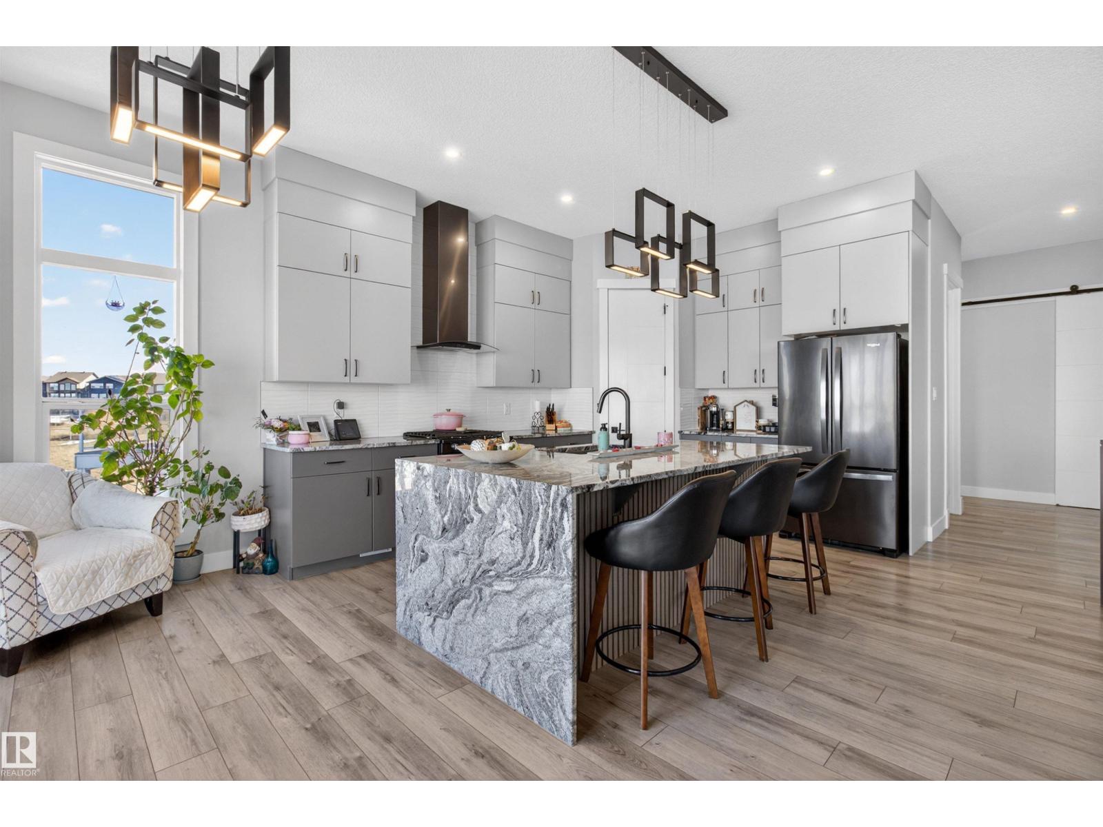 25 Sapphire CV, Sherwood Park