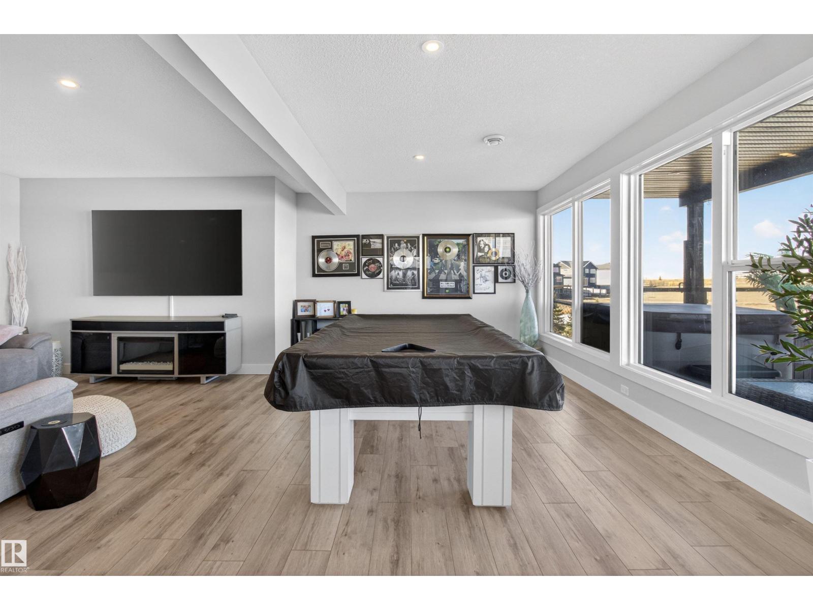 25 Sapphire CV, Sherwood Park