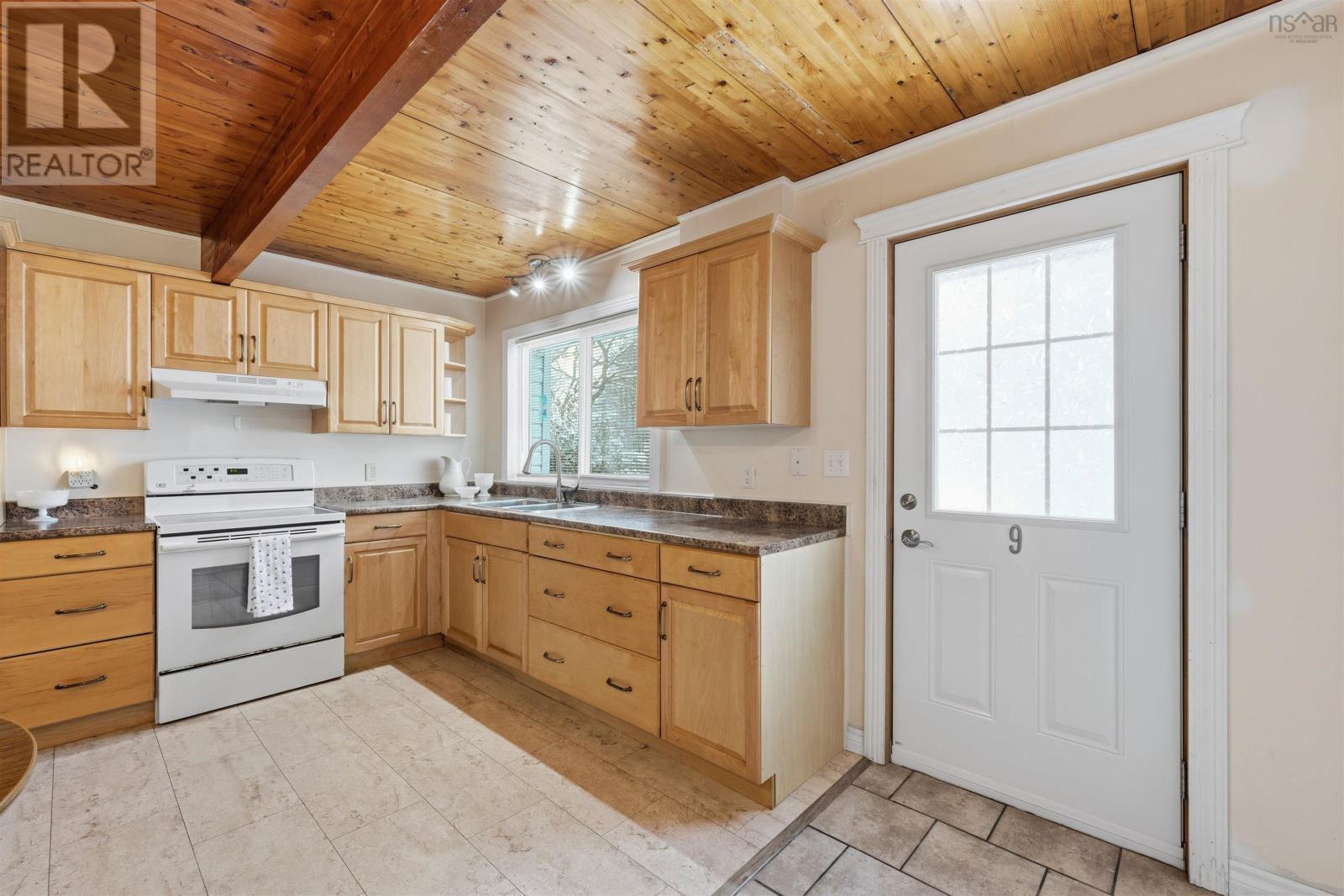 Property 3 of 45 of 115 Ridge Valley Road