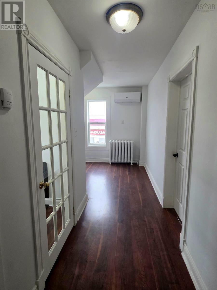 Property 20 of 42 of 797 Victoria Road