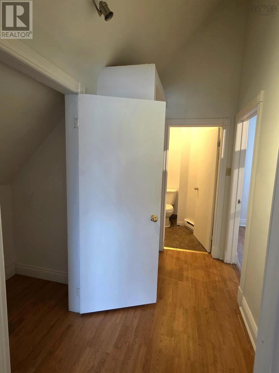 Property 39 of 42 of 797 Victoria Road