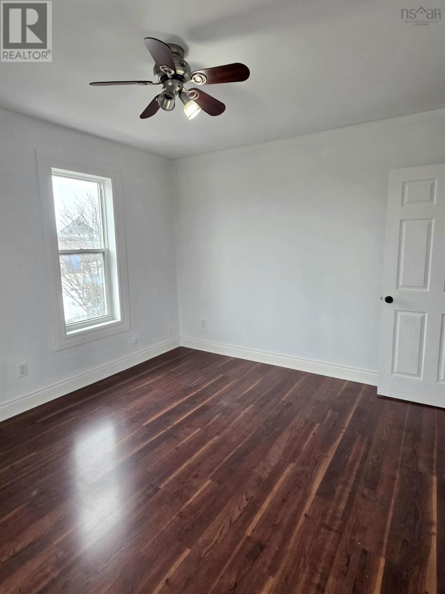 Property 23 of 42 of 797 Victoria Road