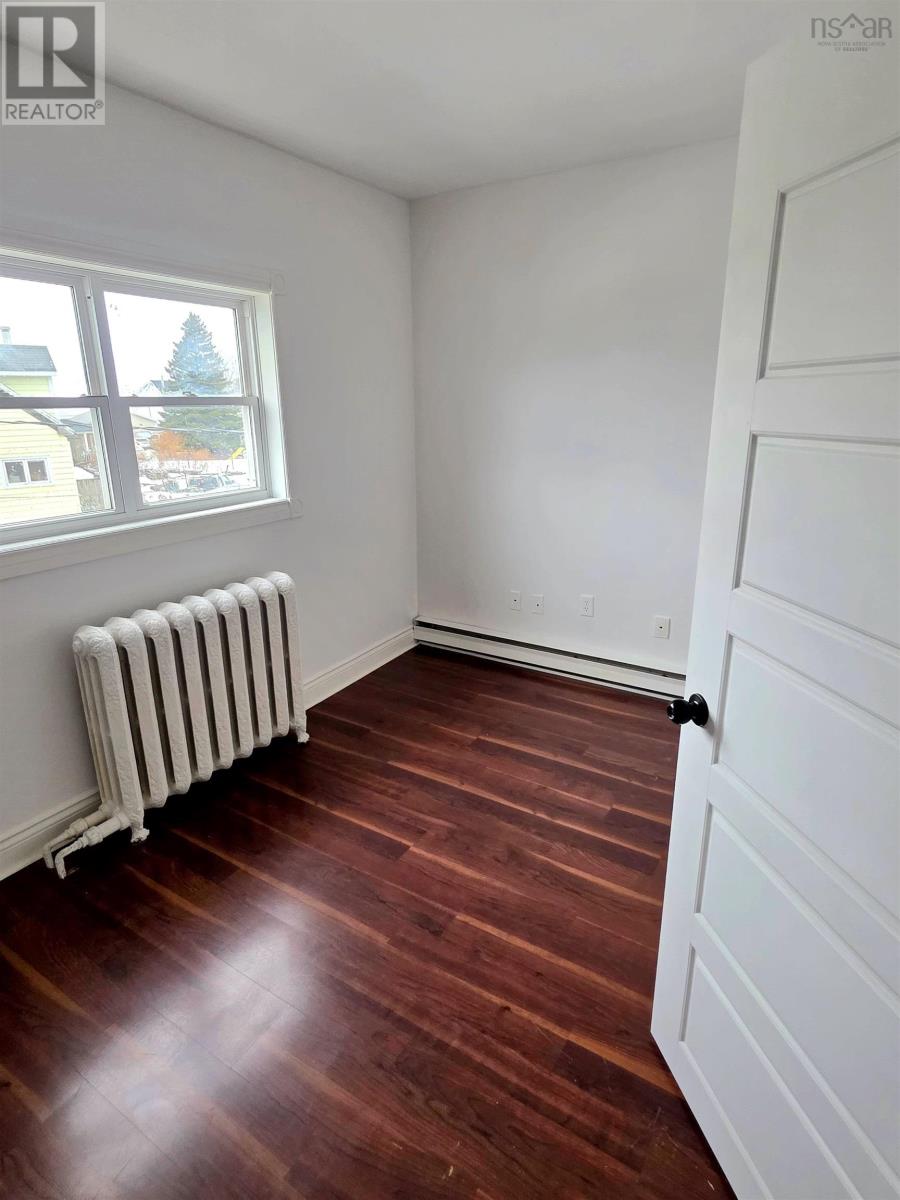 Property 31 of 42 of 797 Victoria Road