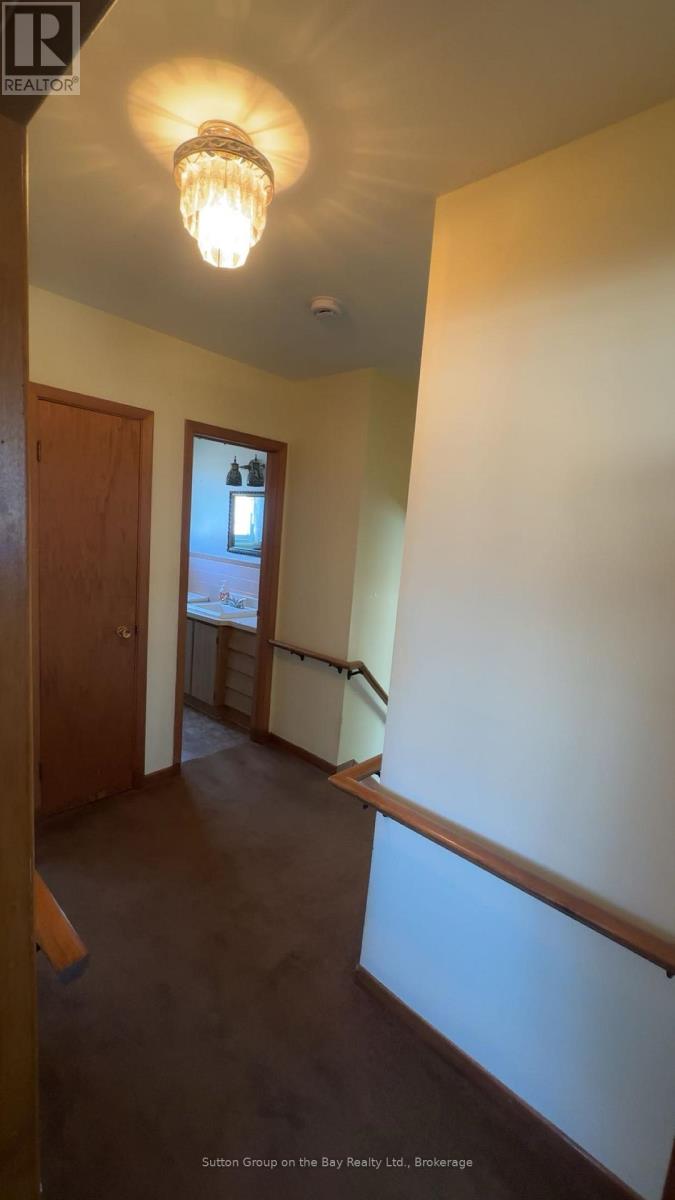 641 OAK STREET - 24
