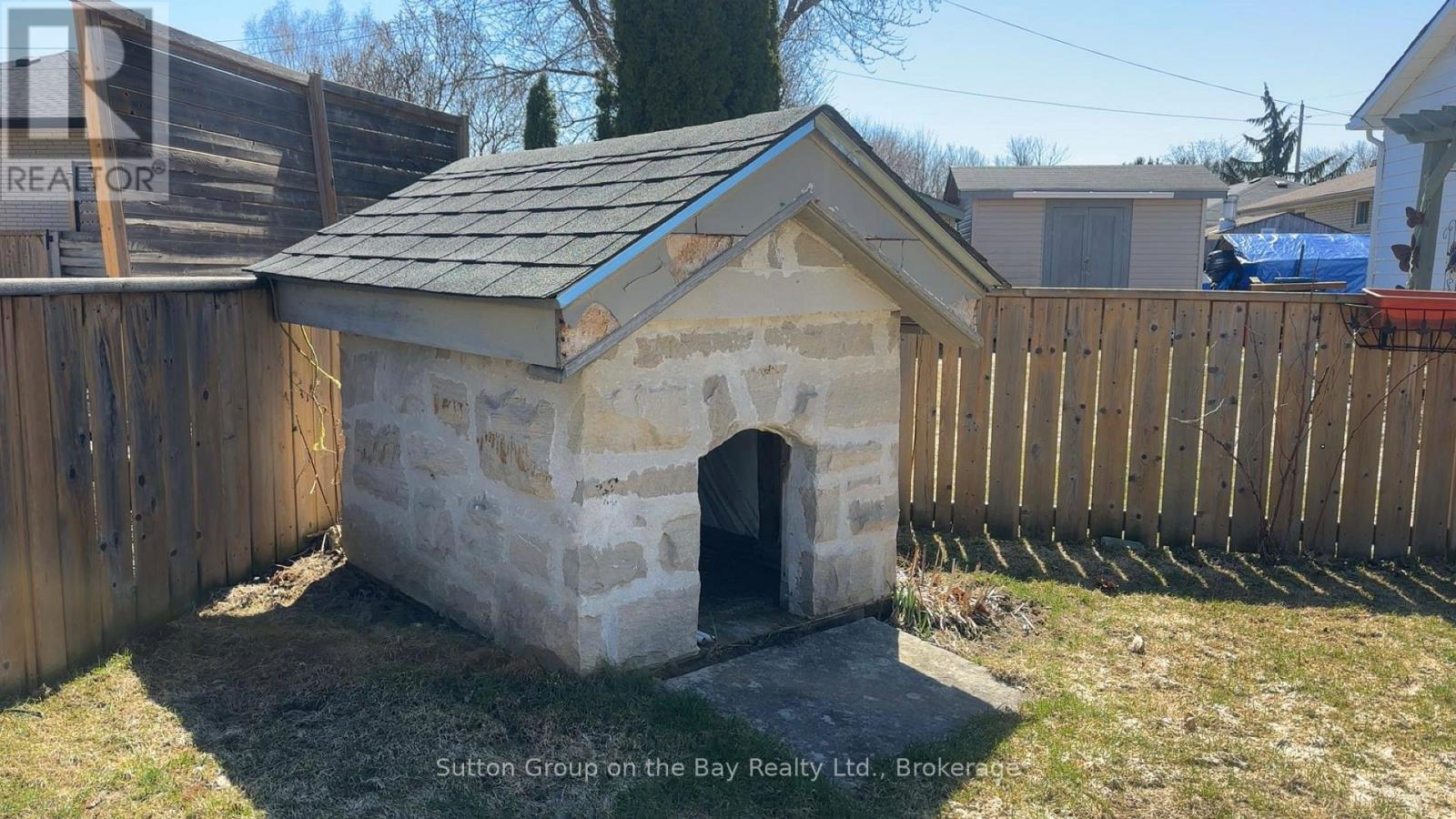 641 OAK STREET - 36