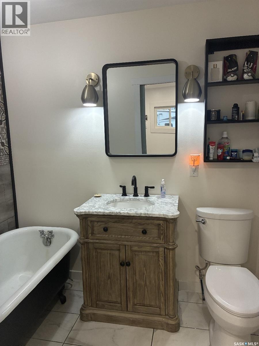 314 MAIN STREET - 12