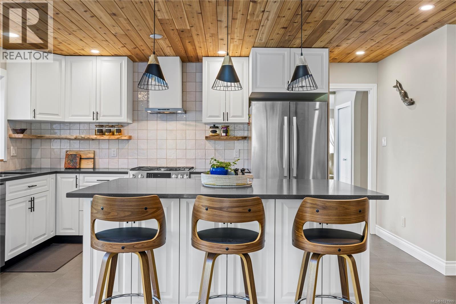 511 FOURNEAU WAY - 13