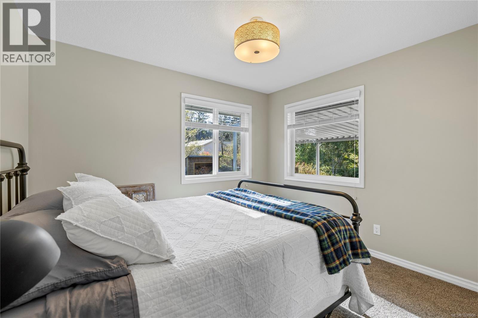 511 FOURNEAU WAY - 27