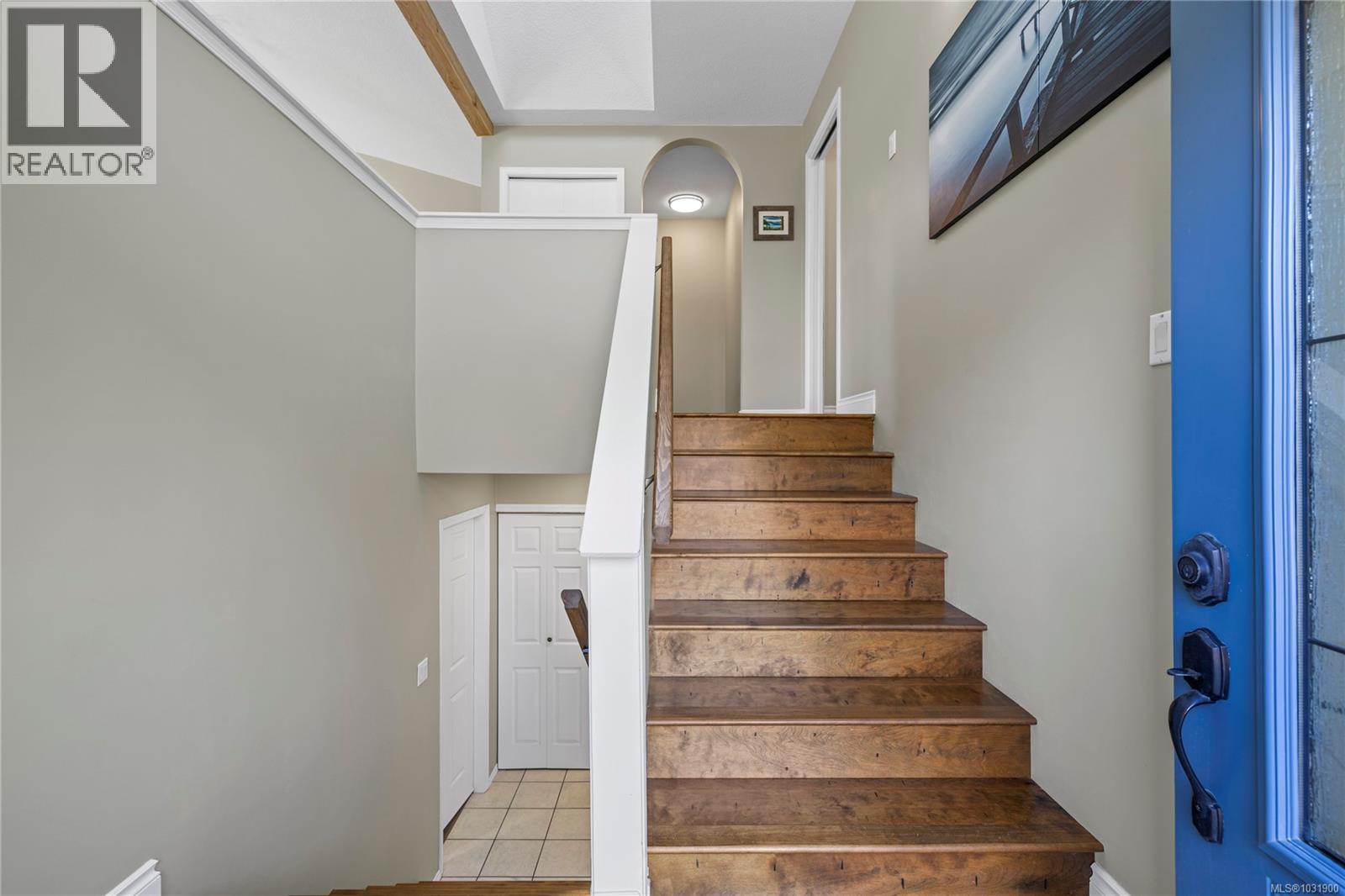 511 FOURNEAU WAY - 41