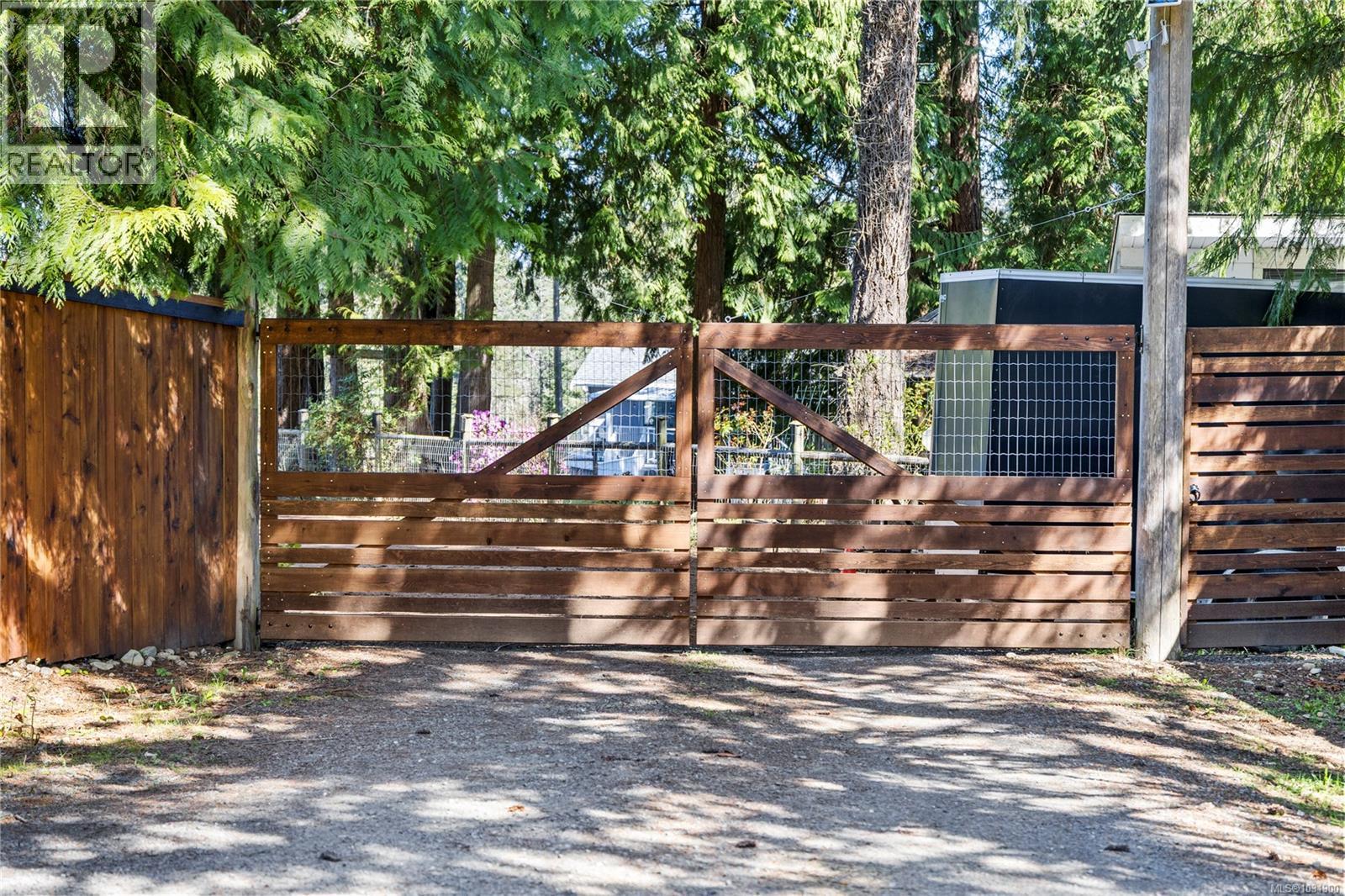 511 FOURNEAU WAY - 83