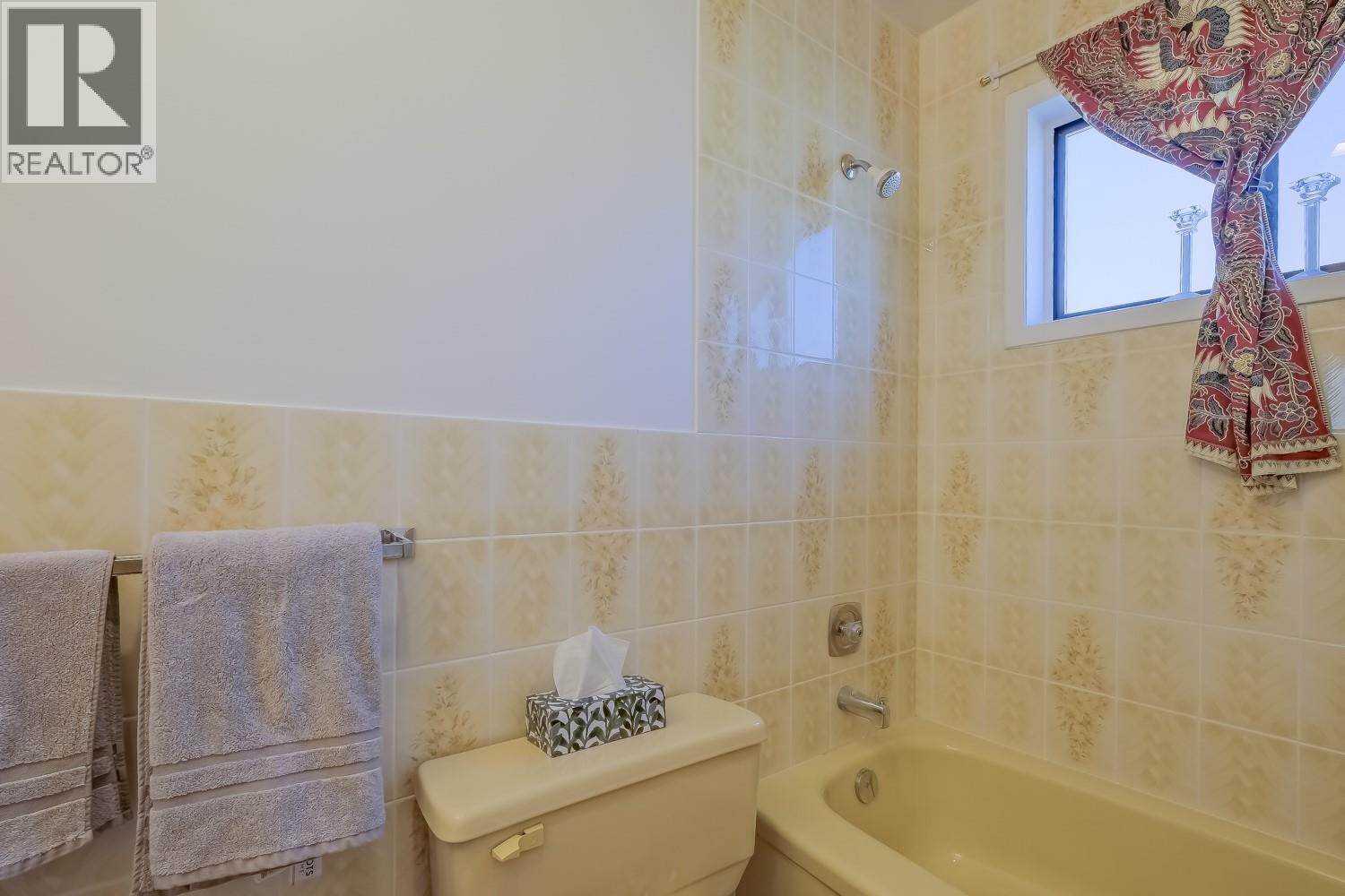1056 Aubrey Road - 27